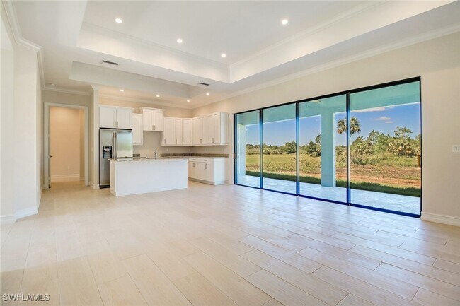 Photo - 873 18th St NE