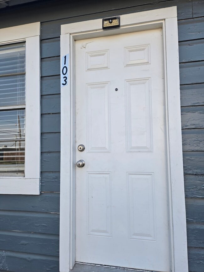 Photo - 118 W Sears St Unit 103