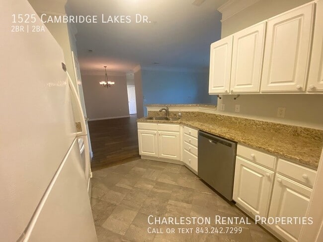 1525 Cambridge Lakes Dr