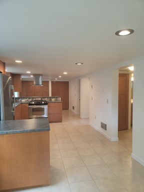 Photo - Spacious 2 Bedroom/ 1 bath lower unit in D...