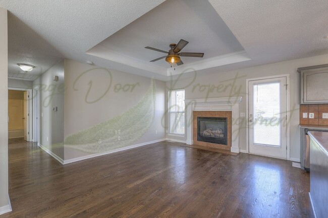 706 NW Baytree Dr