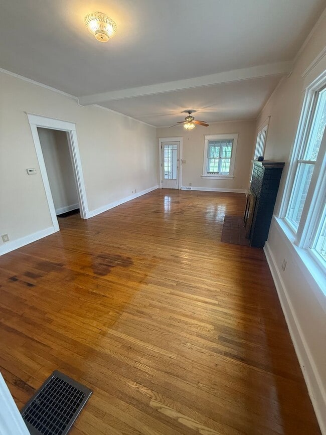 Photo - 2 Bed 1 Bath