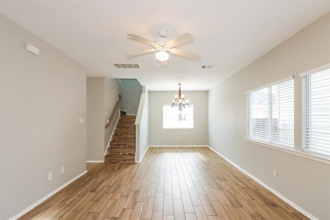 Photo - 1667 Nichole Woods Dr