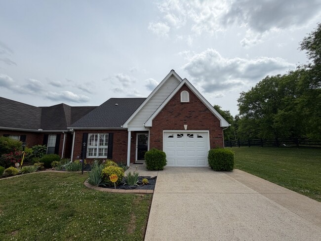 Photo - 1702 Thomas Ct