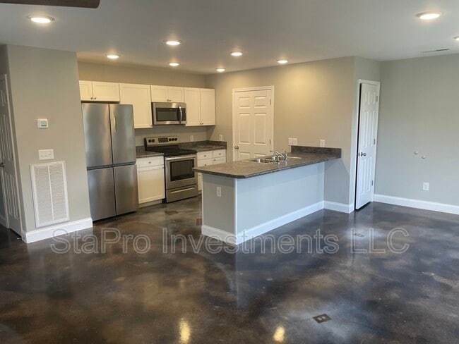 Photo - 65 McMurtry Rd