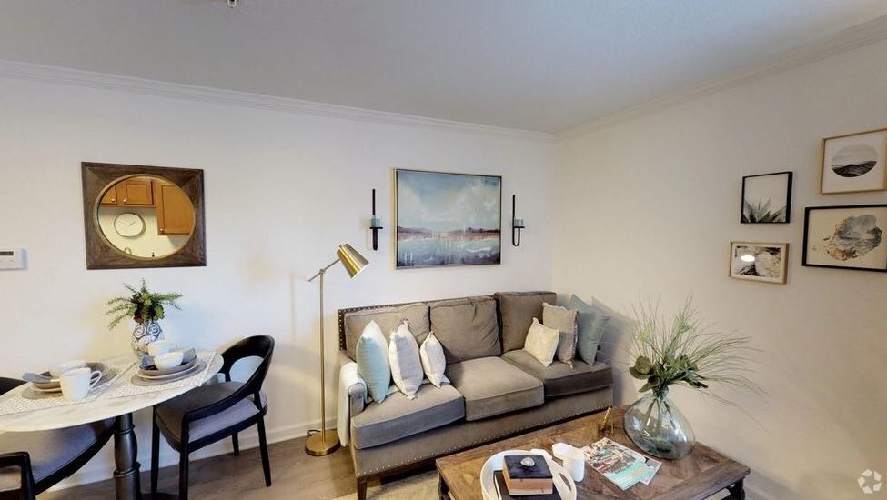 Photo - Landmark Apartments- AL