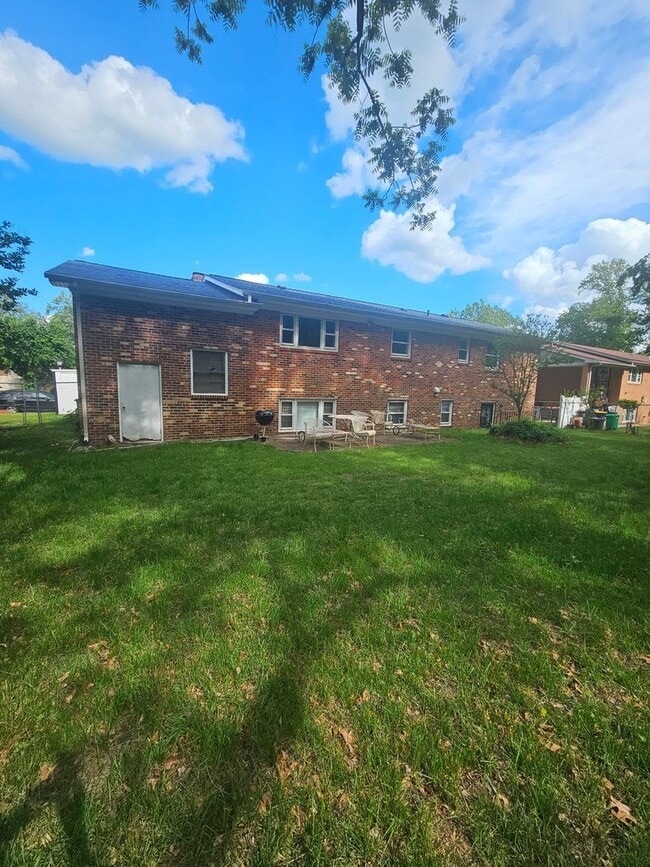 Photo - 9511 Pin Oak St