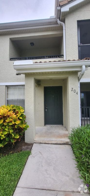 Building Photo - 122 SW Peacock Blvd Rental