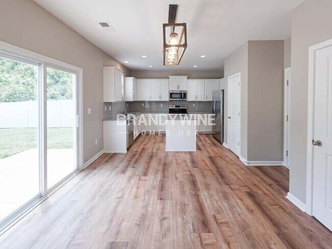 6825 Pennyroyal Wy