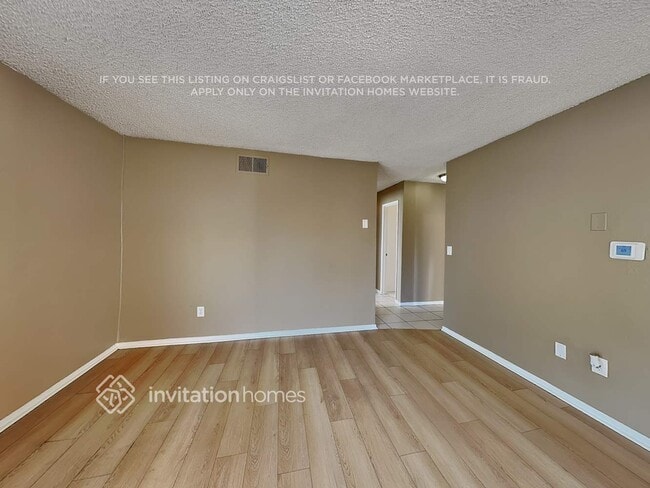 Photo - 10480 Hole Ave