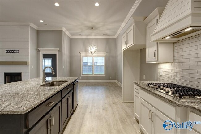 Photo - 26415 Birkshire Ln