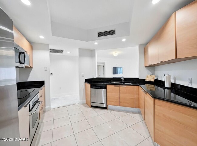 Photo - 231 Riverside Dr Unit 807