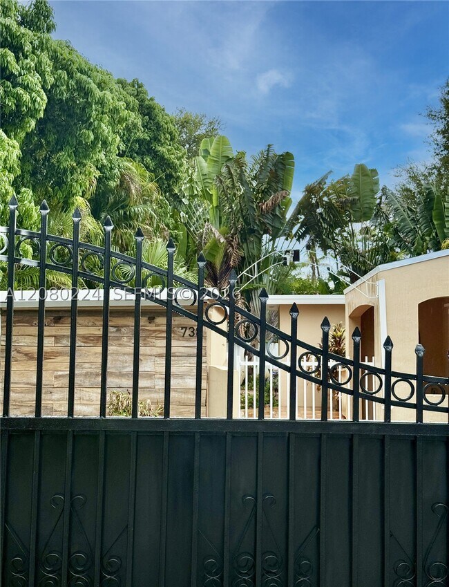 Photo - 738 NE 83rd Terrace