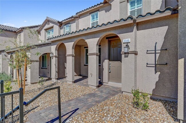 Photo - 3548 Dimora St