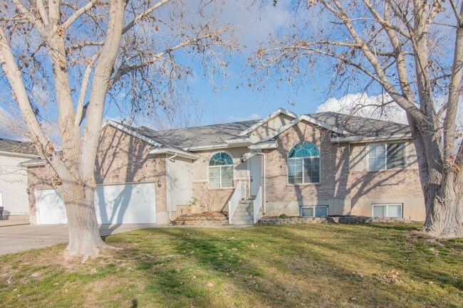 Photo - 2127 S 2000 W