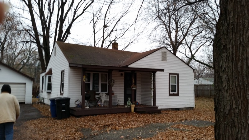 Photo - 958 Merriman Rd