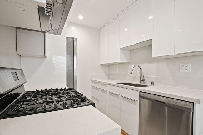 Photo - 1451 Franklin St Unit 2