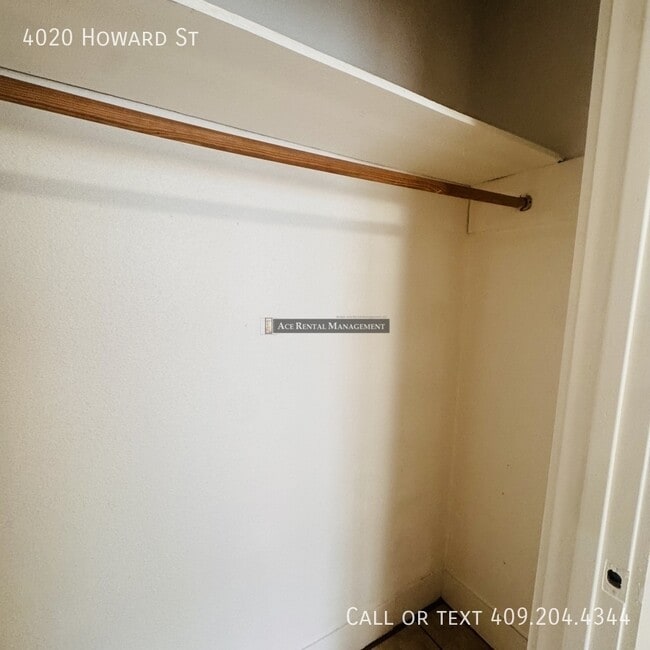 Photo - 4020 Howard St