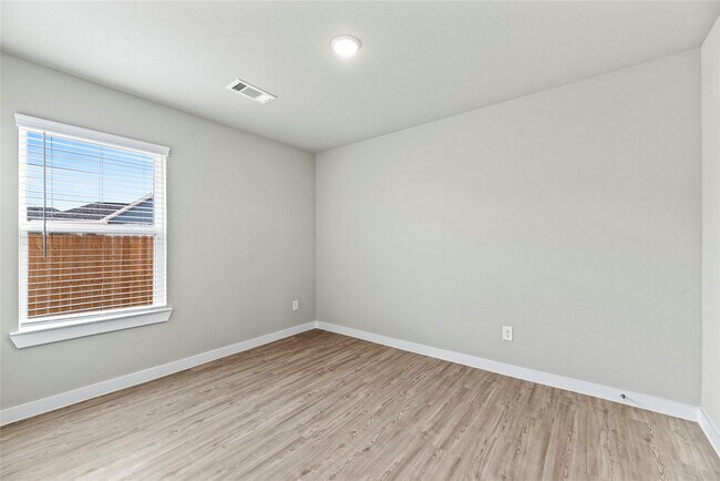 Photo - 21670 Sandy Dune Dr