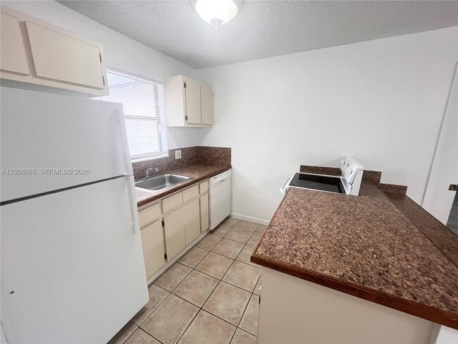 Photo - 1832 My Pl Ln