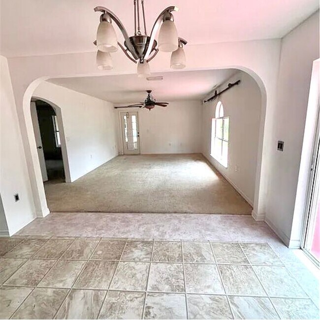 Photo - 312 Lenz Ave