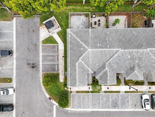 Photo - 2723 SE 17th St