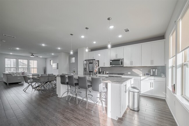 Photo - 2126 Bauer Park Dr