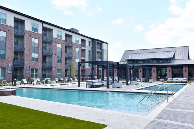 Building Photo - Filament