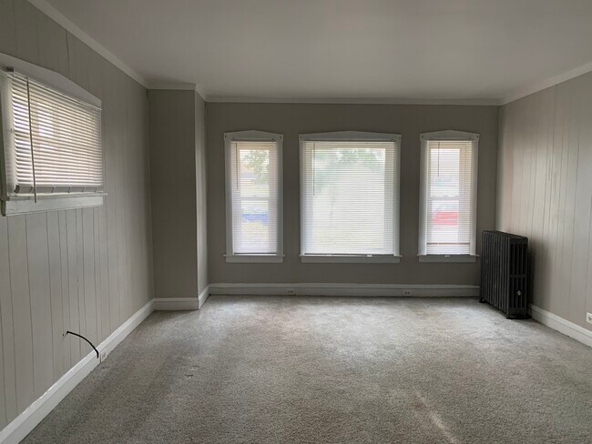 Living Room - 1504 Pitner Ave Unidad Apt 1