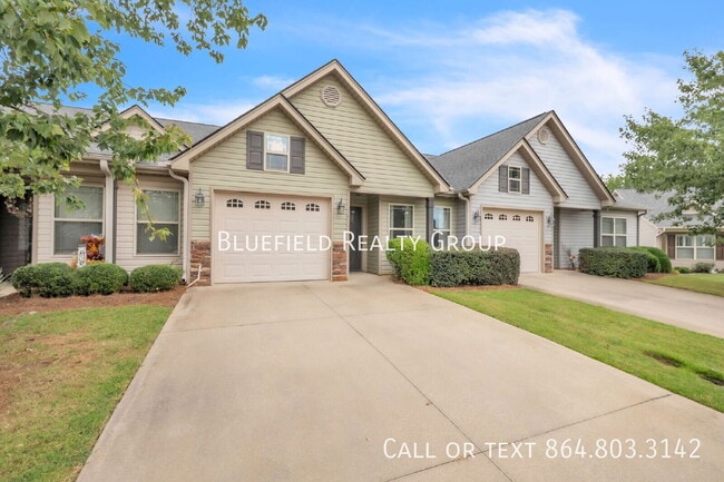 Photo - 562 Wesberry Cir