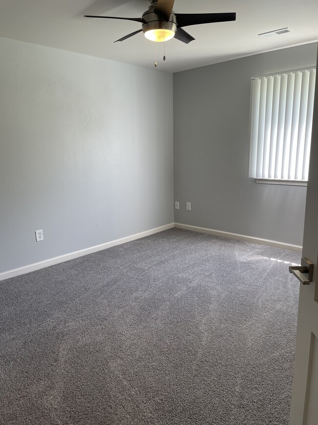 Oakbrooke Apartments For Rent in Howell, MI