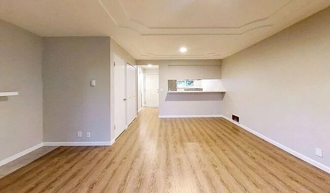 Photo - Charming Bothell Condo in a Fantastic Location! (Lower rent for 8 of 12 months