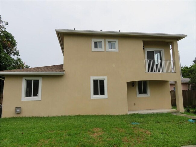 Photo - 1944 Sheridan St