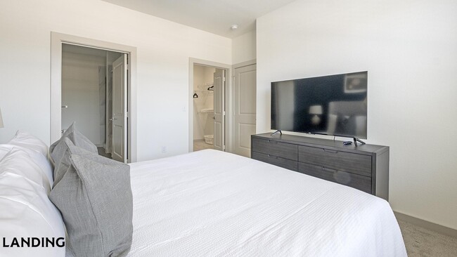 Photo - 19240 Stokes Rd Unit 43-406