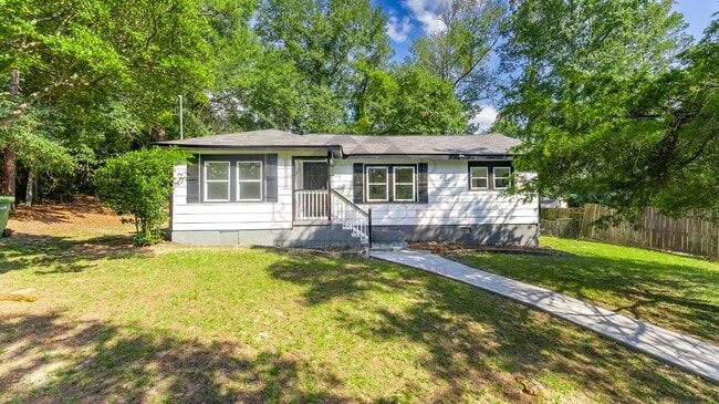 Photo - 3930 Fairview Dr