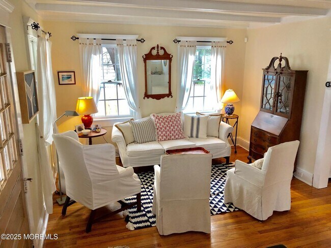 Photo - 344 Main Ave