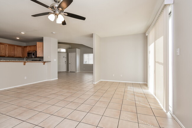 Photo - 3940 Camryn Holly St