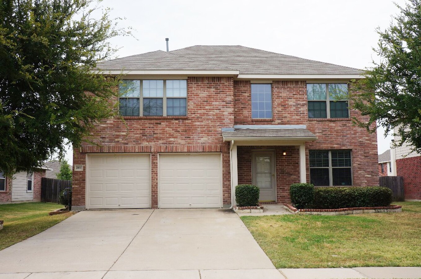 Spacious 4-2.5-2 in Grand Prairie, desirab... - Spacious 4-2.5-2 in Grand Prairie, desirab... Casa