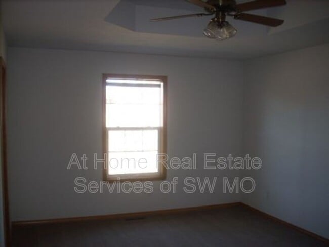 Photo - 3917 W Parkridge Cir