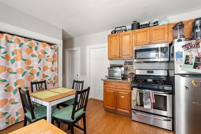 Photo - 7 Antwerp St