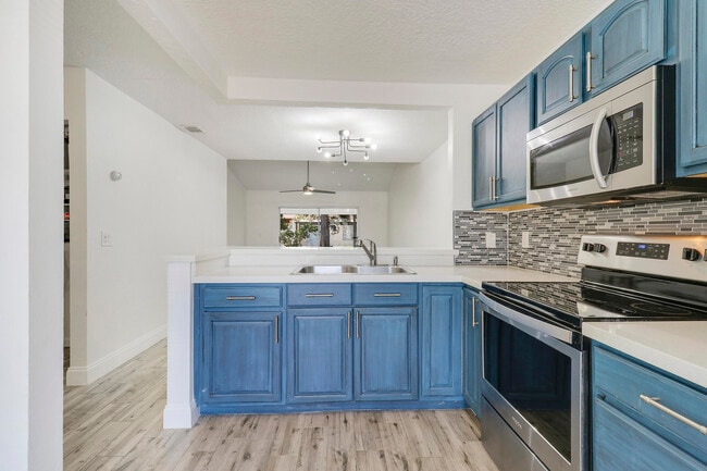 Photo - 188 Pinewood Ct Townhome