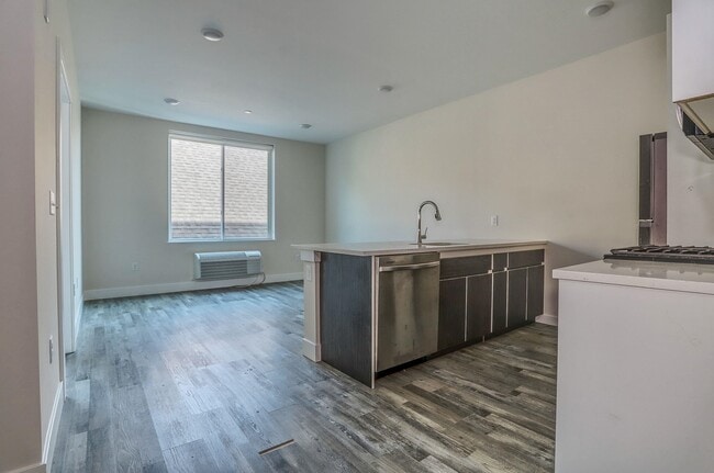 Building Photo - 140 Avenue B Unit 207