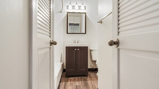 Photo - Sheridan South Apts