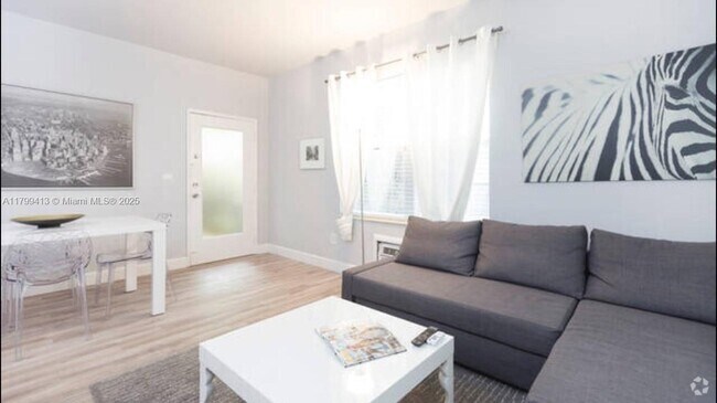 Building Photo - 1325 Meridian Ave Unit 6 Rental