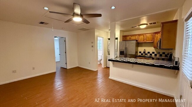 Photo - 4618 N 12th Pl