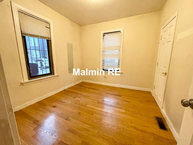 Photo - 1568 Tremont St Unit 1