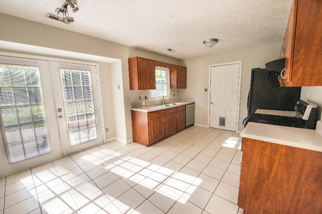 Photo - 1066 Quailmeadow Dr