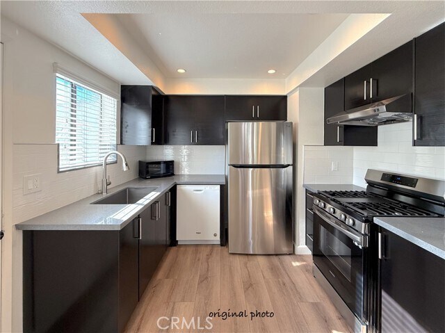 Photo - 141 N Parkwood Ave Unit 1