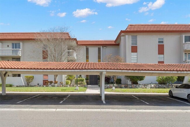 Building Photo - 1001 Pearce Dr Unit 302