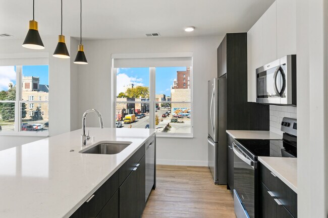 Photo - 5945 6th Ave Unit 307